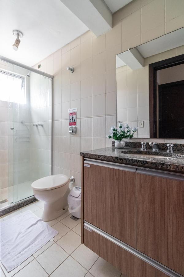 Family Space Curitiba/Vaga De Garagem Gratis 외부 사진